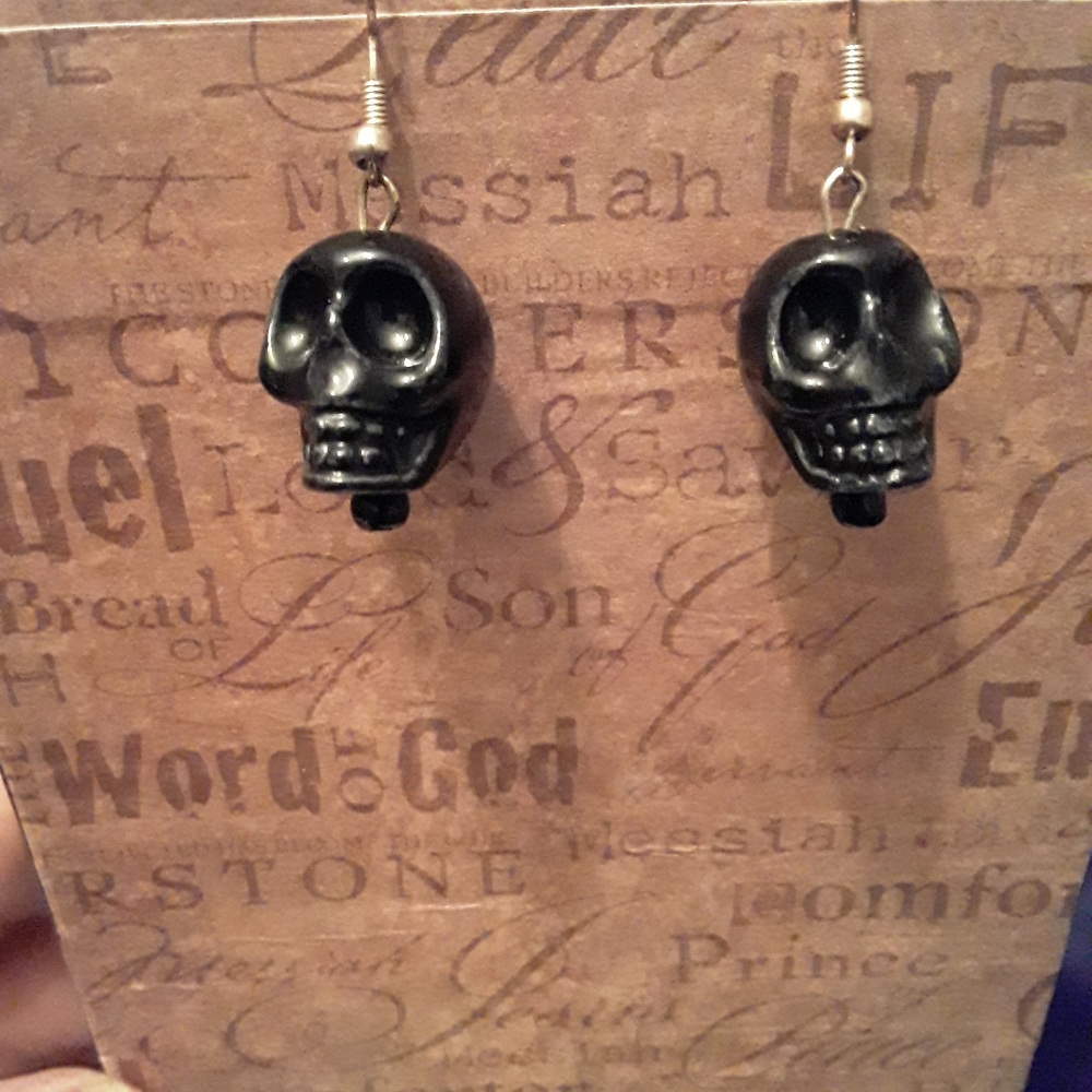 Skull Earrings